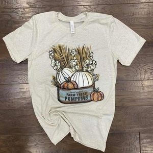 FARM FRESH PUMPKINS TEE